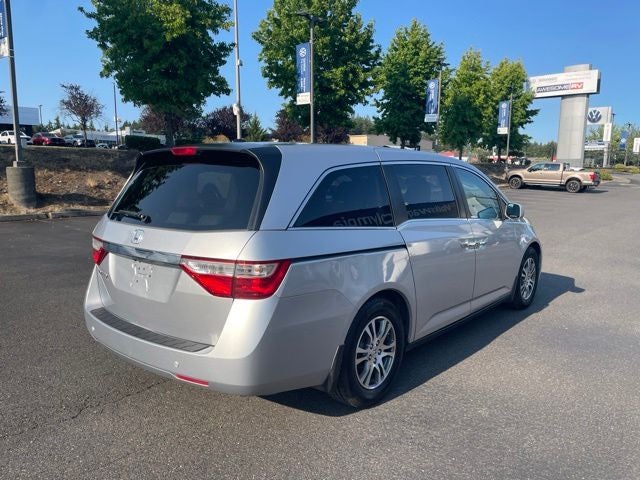 2013 Honda Odyssey — detail view