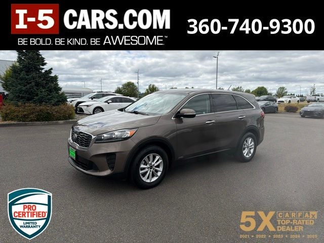 2019 Kia Sorento LX in Dragon Brown — front three-quarter view