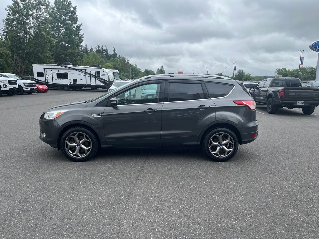 2016 Ford Escape — rear three-quarter view