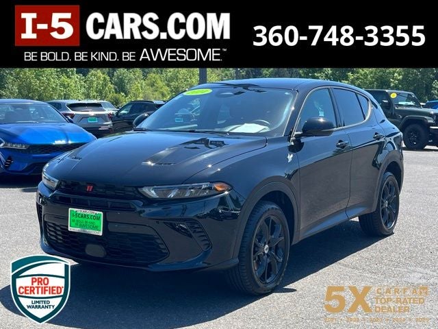2024 Dodge Hornet GT in 8 Ball — front three-quarter view